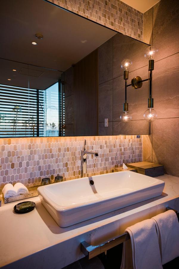 Malibu Hotel Zushi Eksteriør bilde